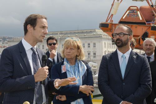 L'intervento di Fedriga all'inaugurazione; accanto al governatore la presidente di Ogs Maria Cristina Pedicchio e il ministro Fioramonti
